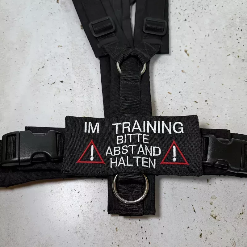H-Kletti IM TRAINING BITTE ABSTAND HALTEN
